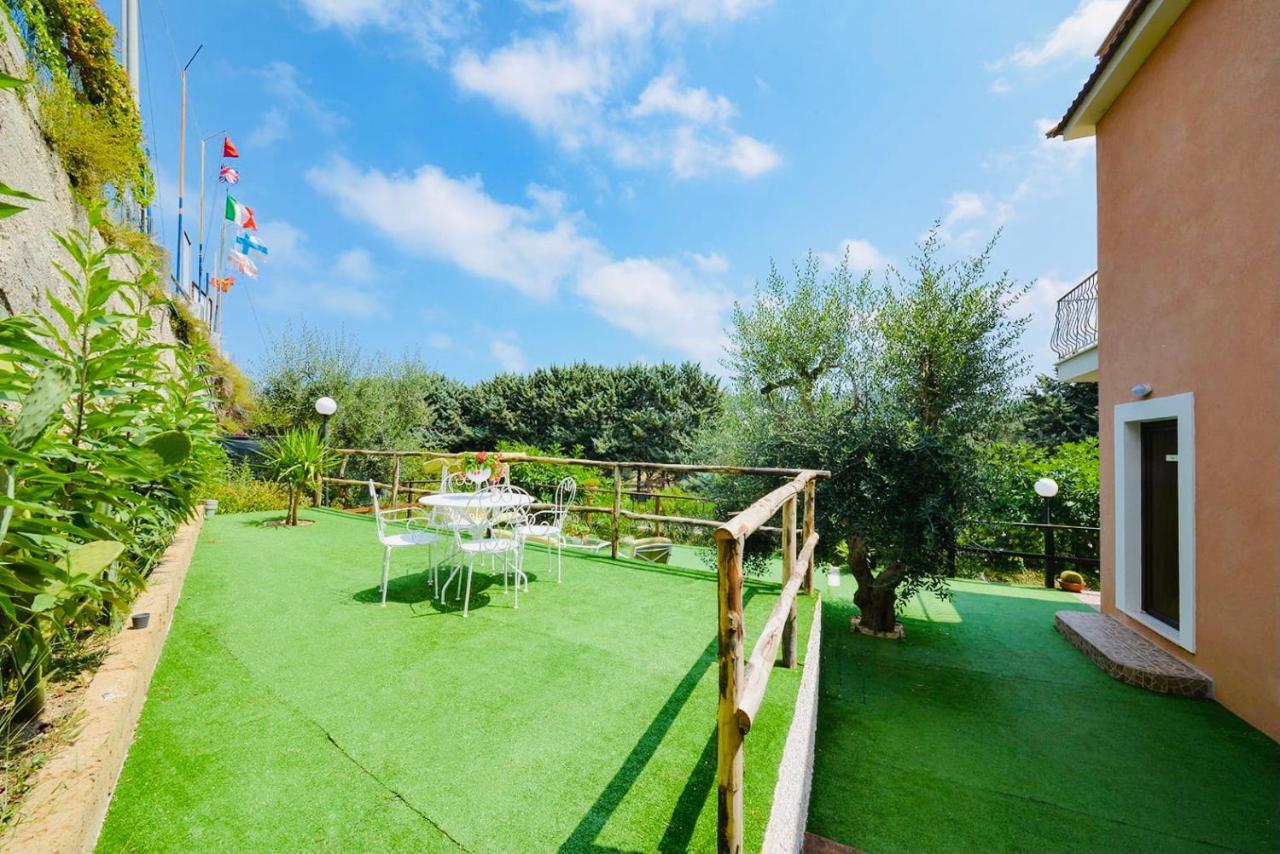 B&B Villa Pacifica Пескичи Экстерьер фото
